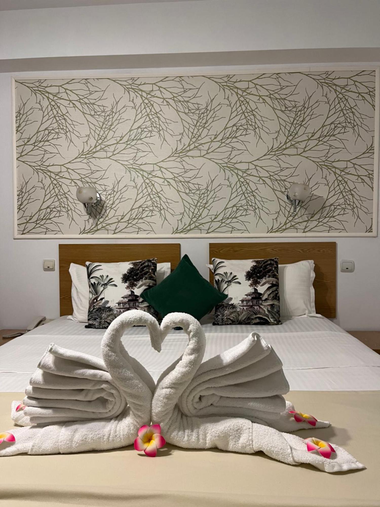 Casa Michelangelo Hotel บูคาเรสต์ ภายนอก รูปภาพ